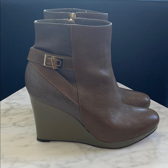 Cole Haan Wedge Bootie - side zip - Size 8 - Picture 2 of 4
